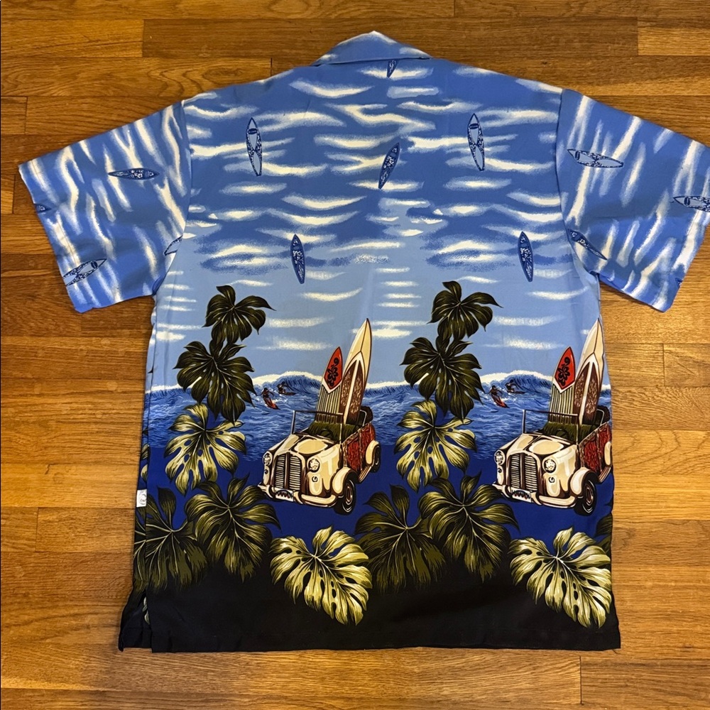 Men’s button down top - Picture 3 of 3